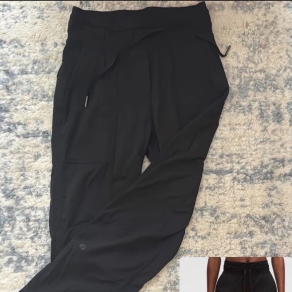Lululemon Dance Studio Mid-Rise Cropped Pant - Picture 1 of 2